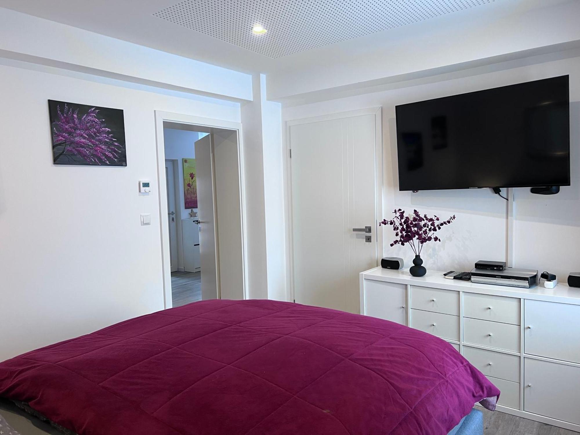 Apartamento Zwischen Wald Und Wasser Mit Grossem Wasserbett & E-kamin *
