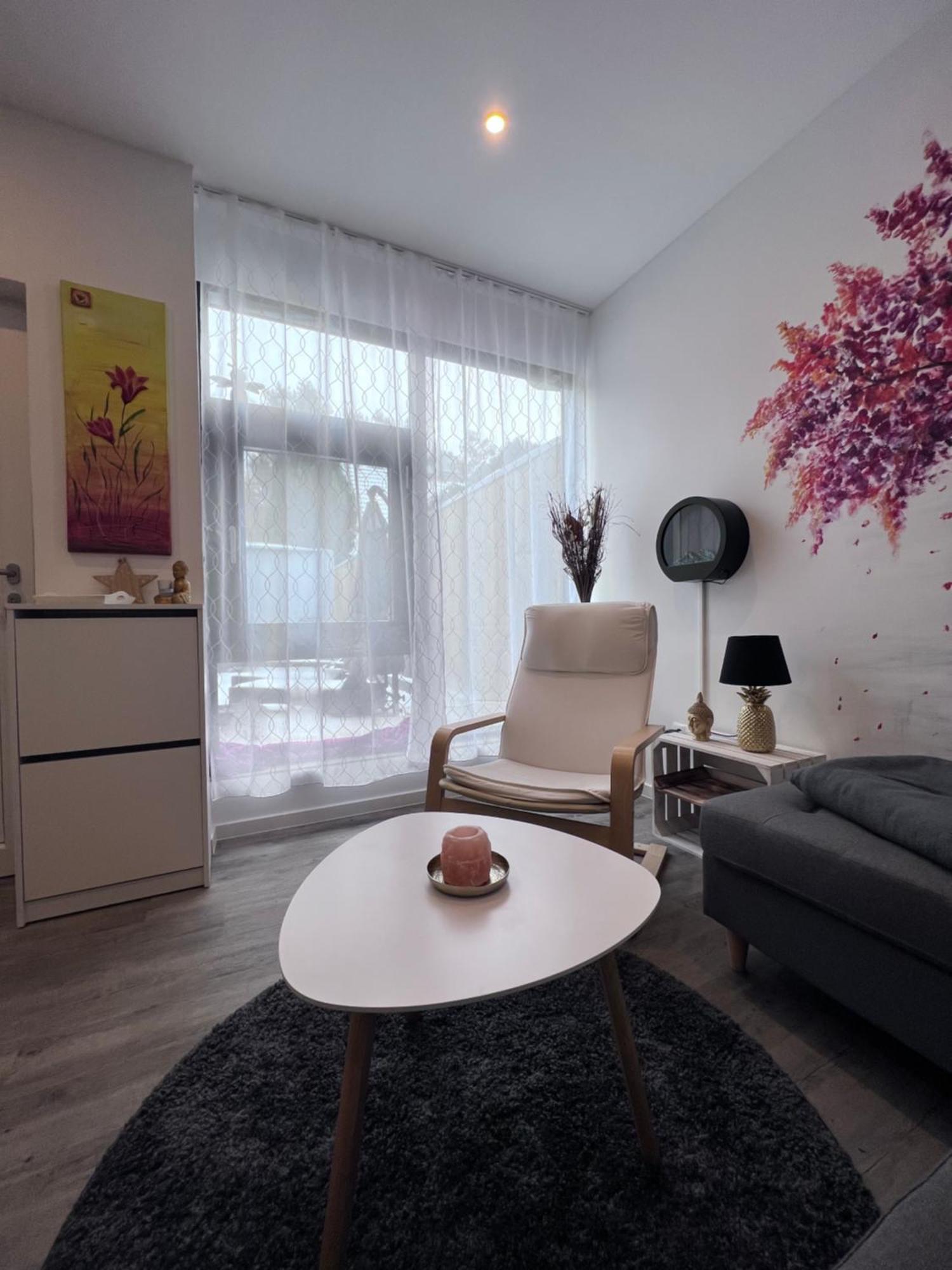 Apartamento Zwischen Wald Und Wasser Mit Grossem Wasserbett & E-kamin