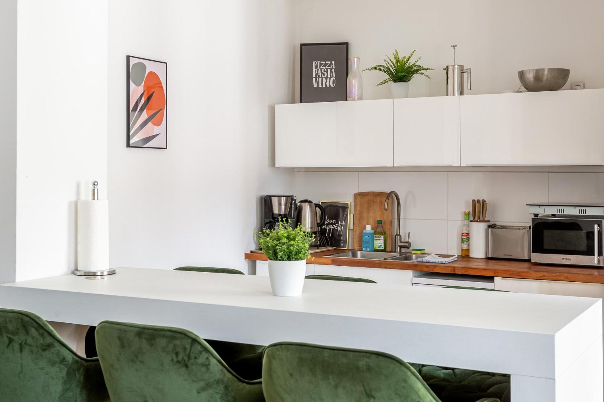 Global Living - Design I I Smart-tv I Kitchen I * Berlin