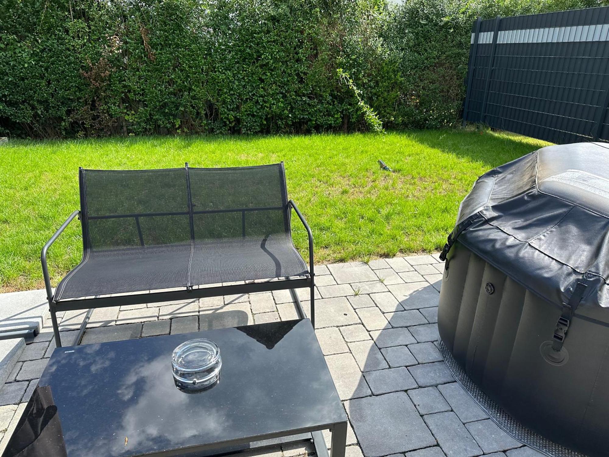 Traumhafte Haushaelfte Mit Kamin, Garten & Whirlpool Apartment Berlin