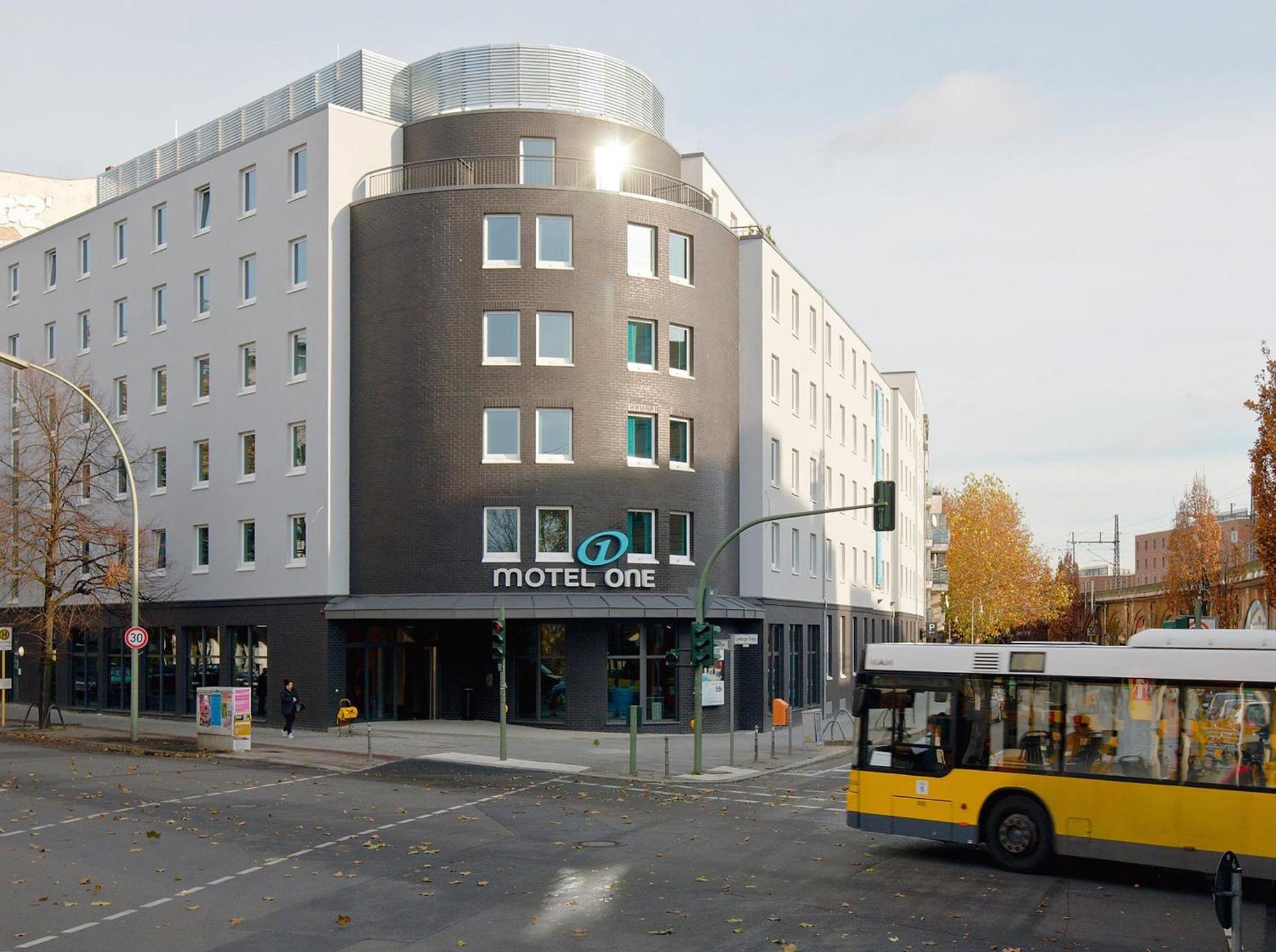 Hotel One Berlin-bellevue 3*