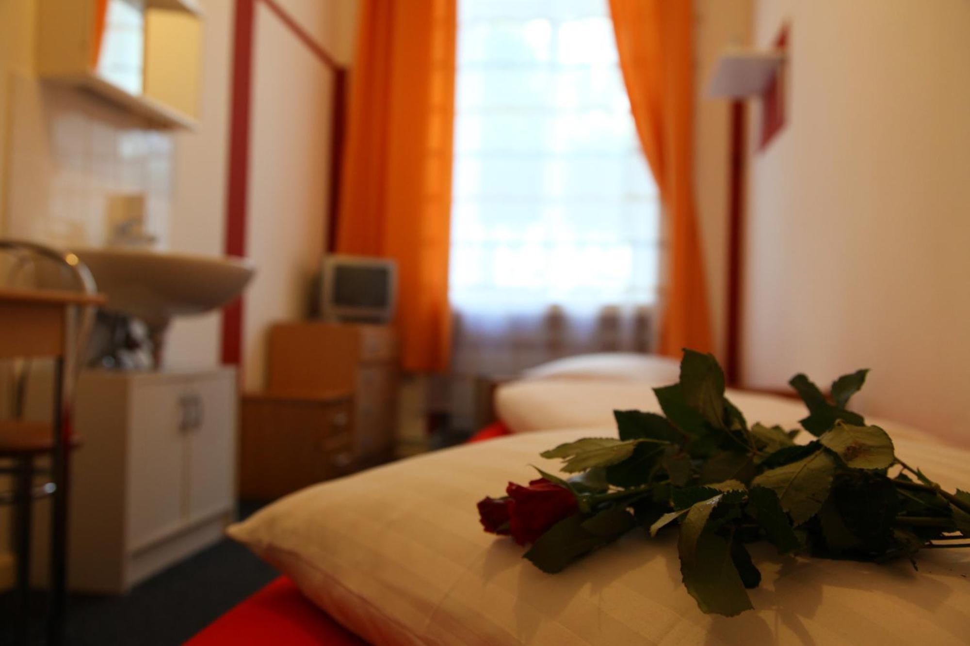 Gasthof Hotel-pension Insor *