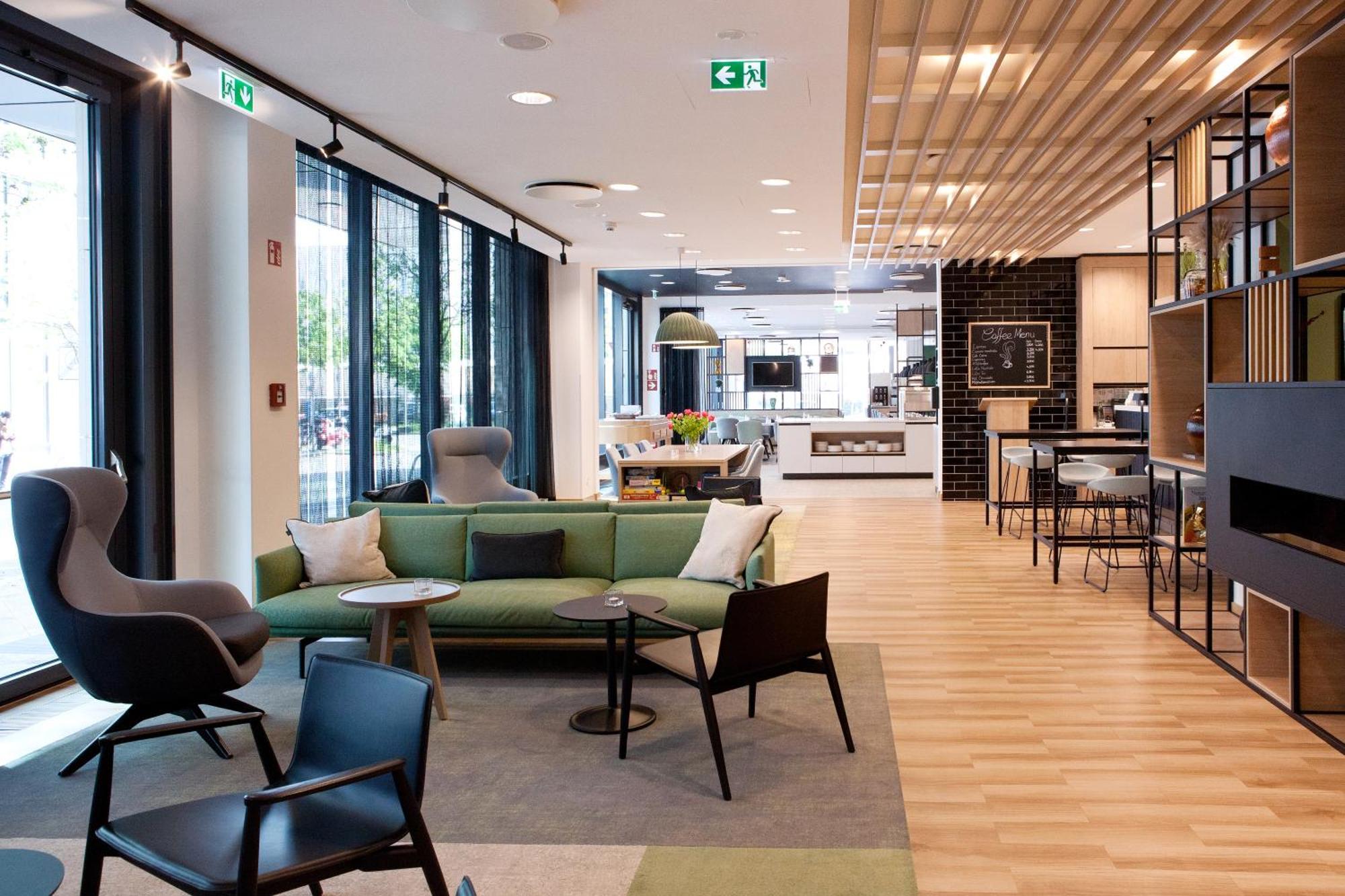 East Side By Ihg Hotel Berlin