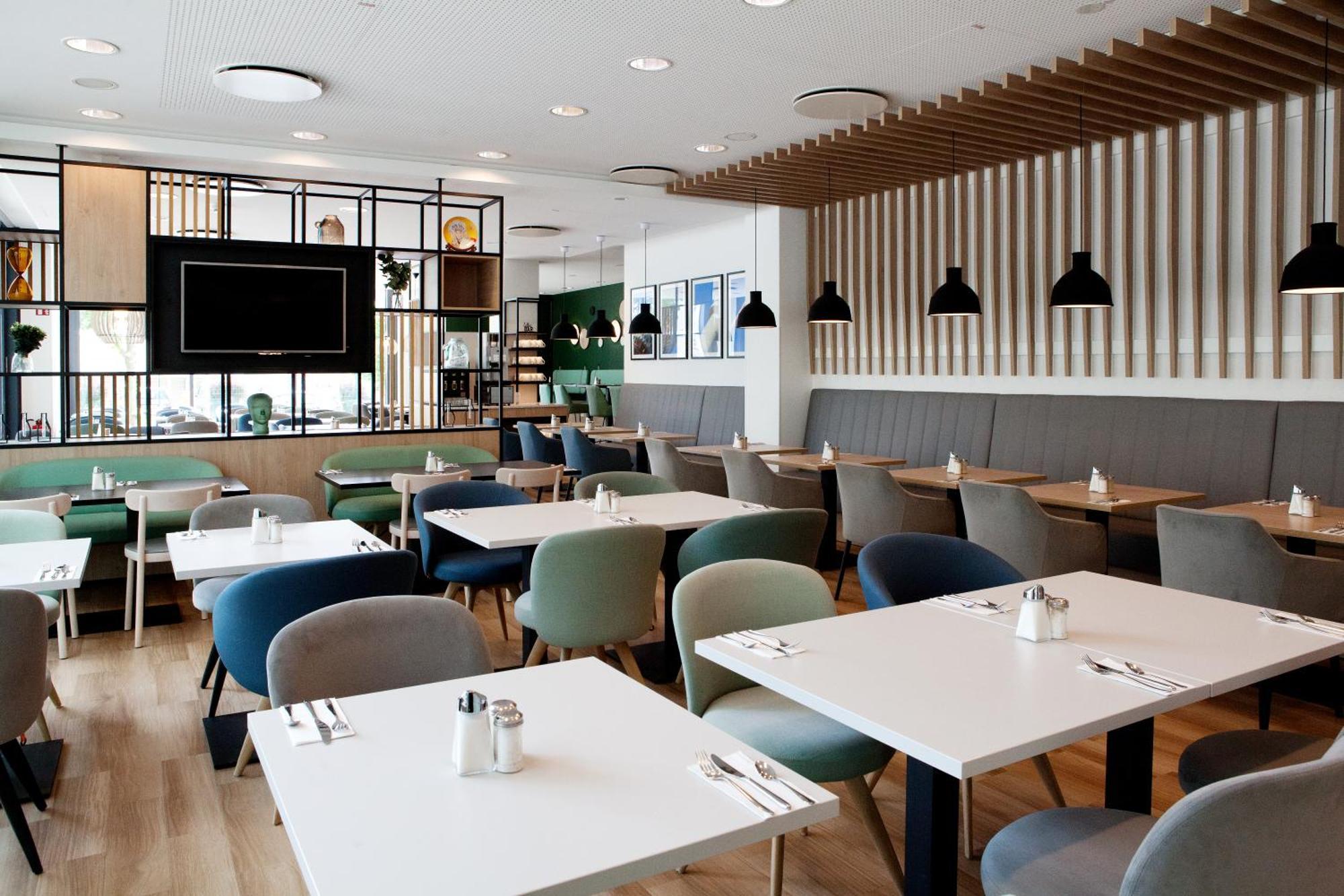 Hotel East Side By Ihg