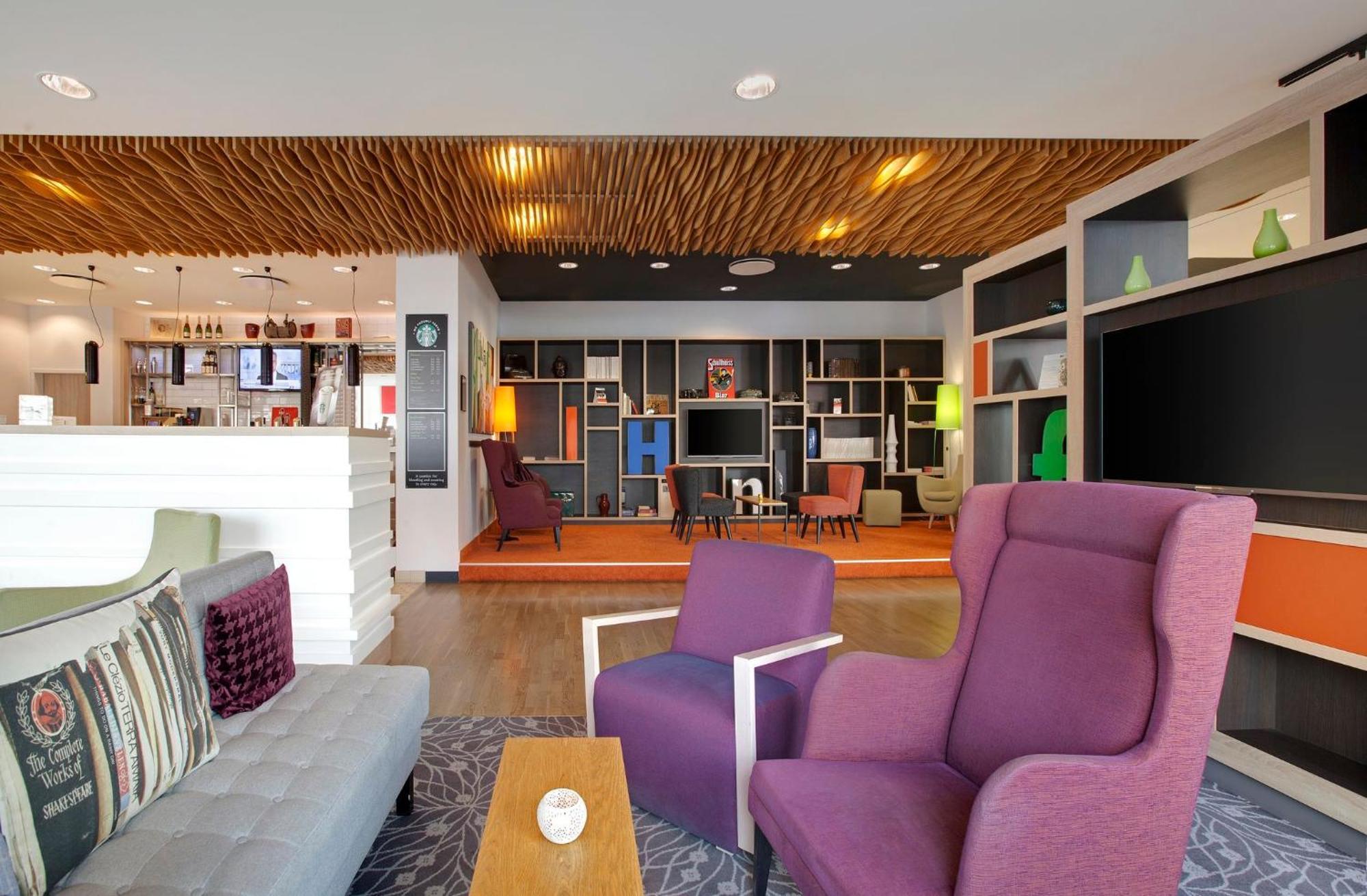 Hotel East Side By Ihg 4*