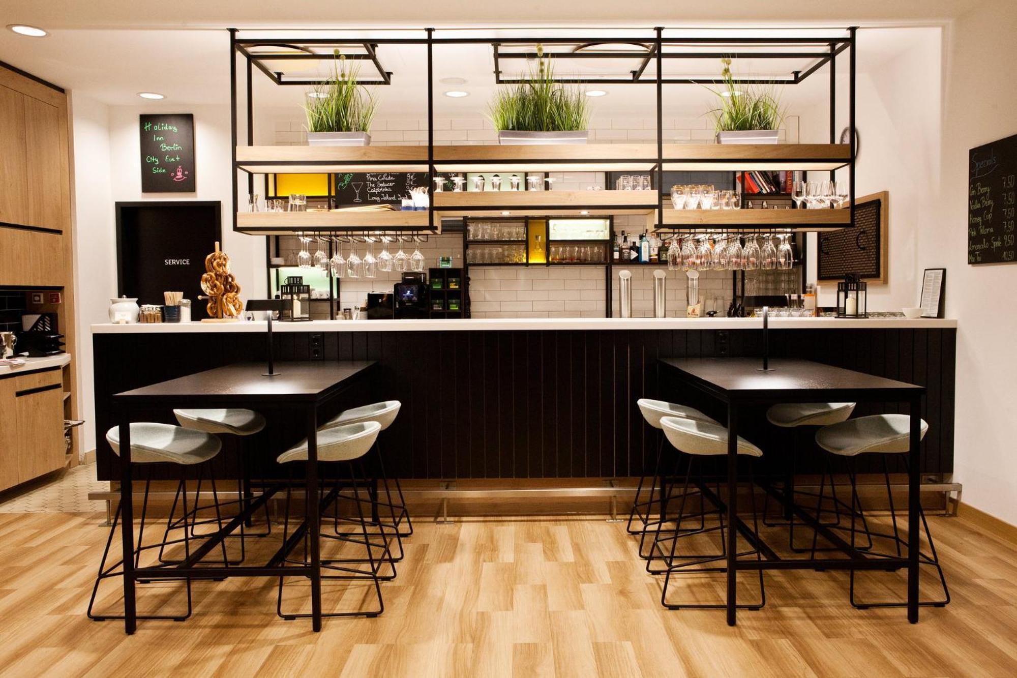 East Side By Ihg Hotel Berlin
