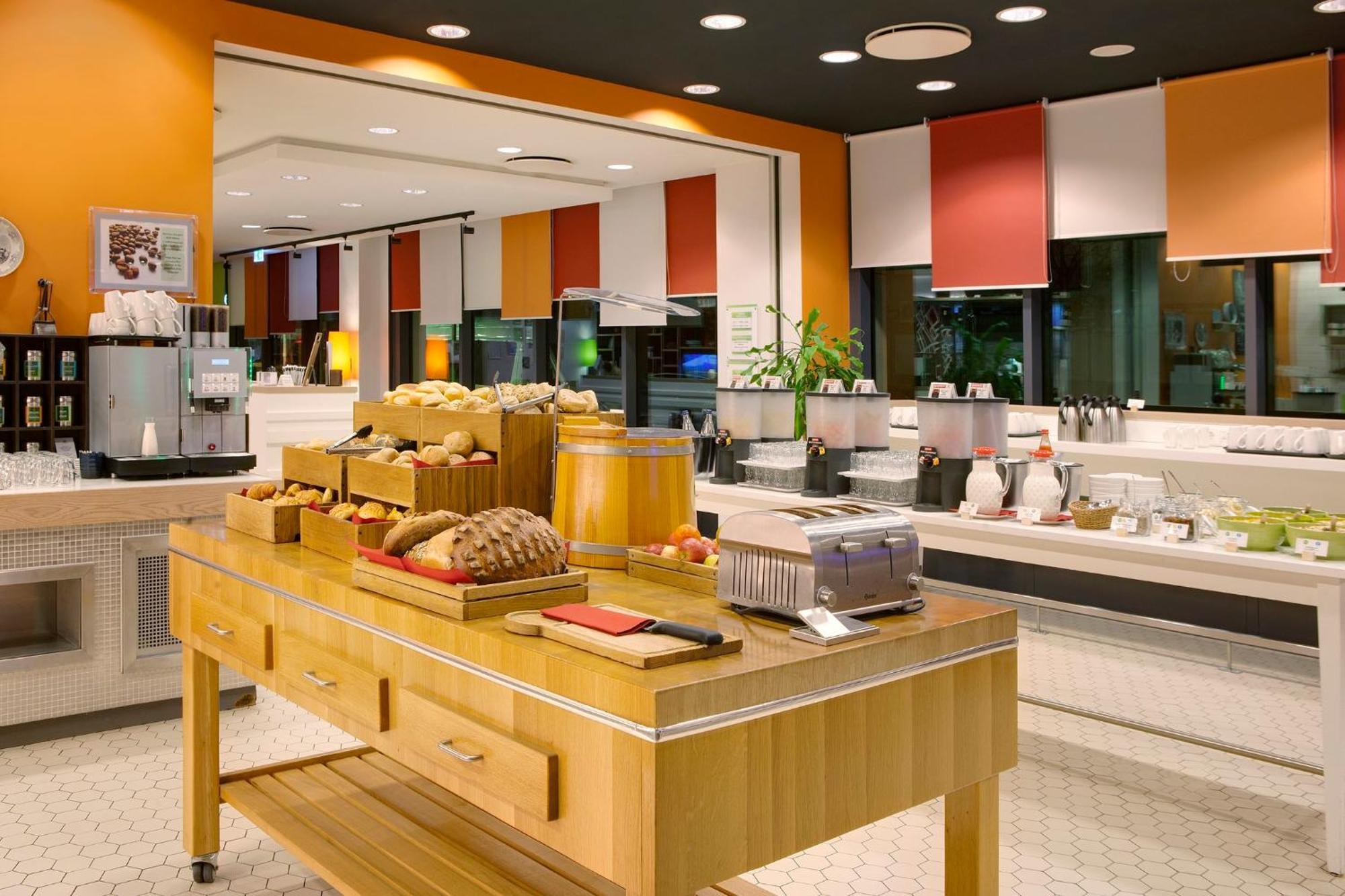 East Side By Ihg Berlin