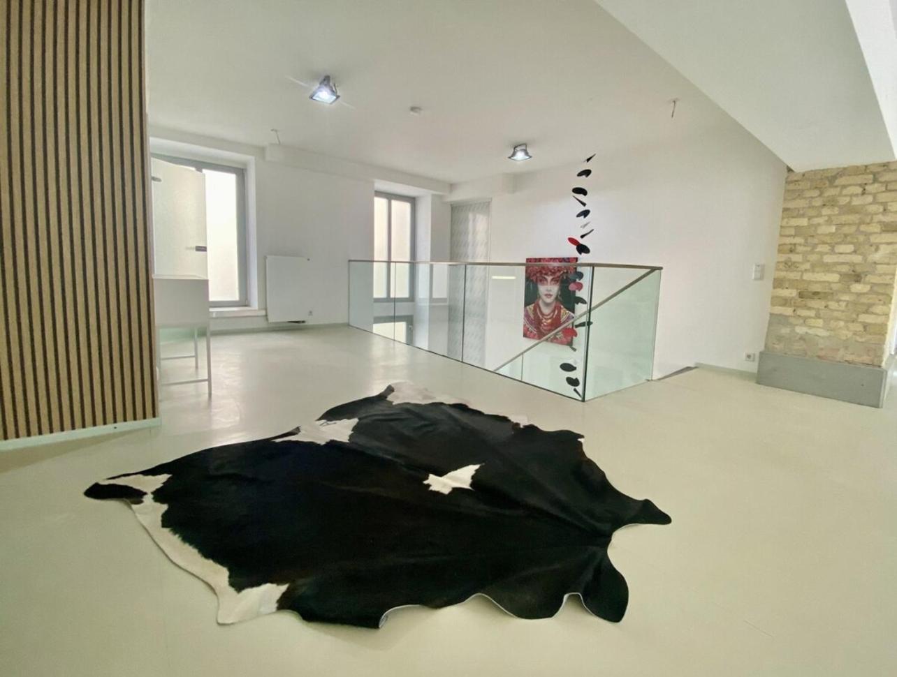 Apartamento Loft With Pool Table, Kitchen Island & Gallery Berlim