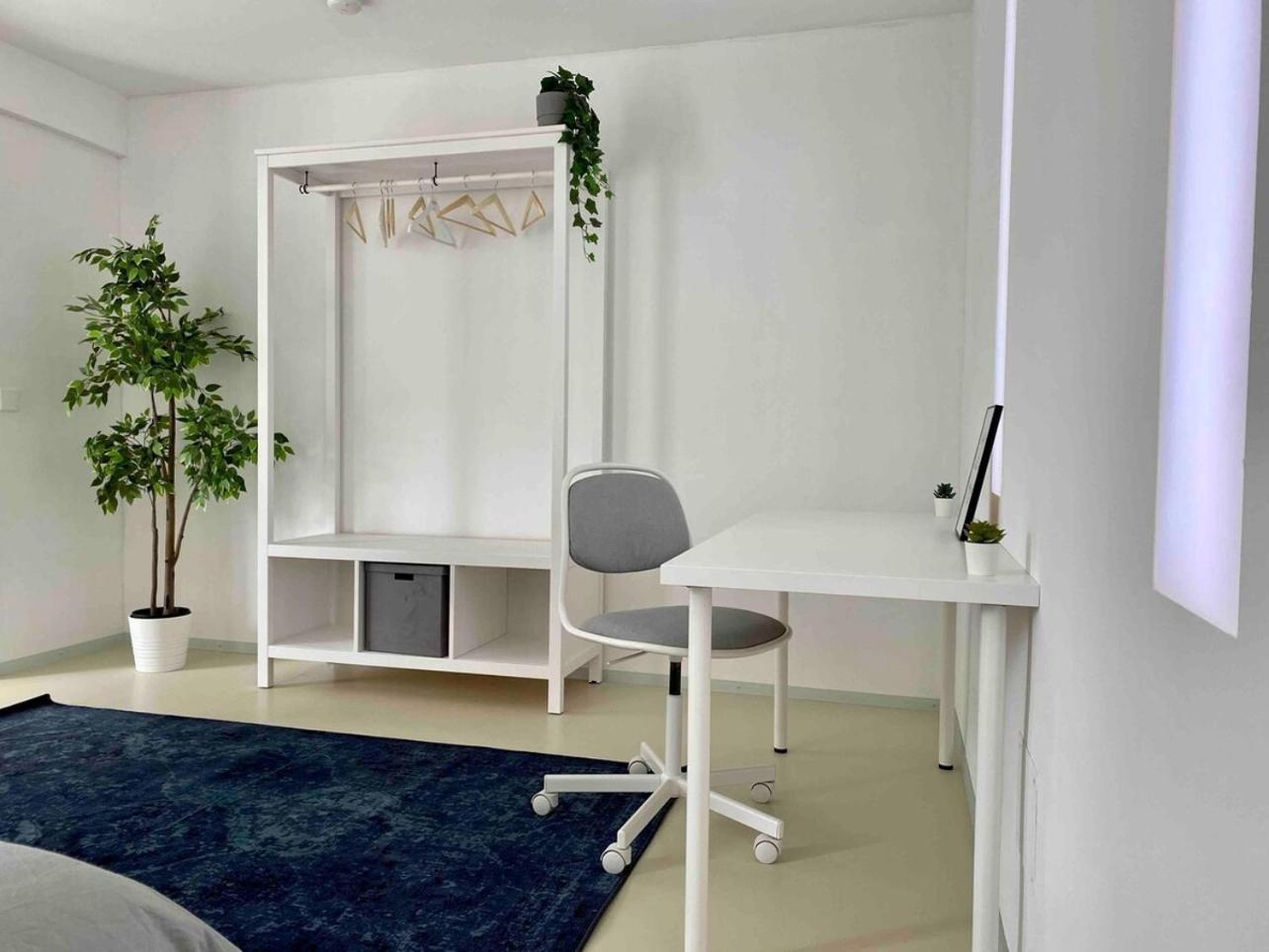 Loft With Pool Table, Kitchen Island & Gallery Berlim