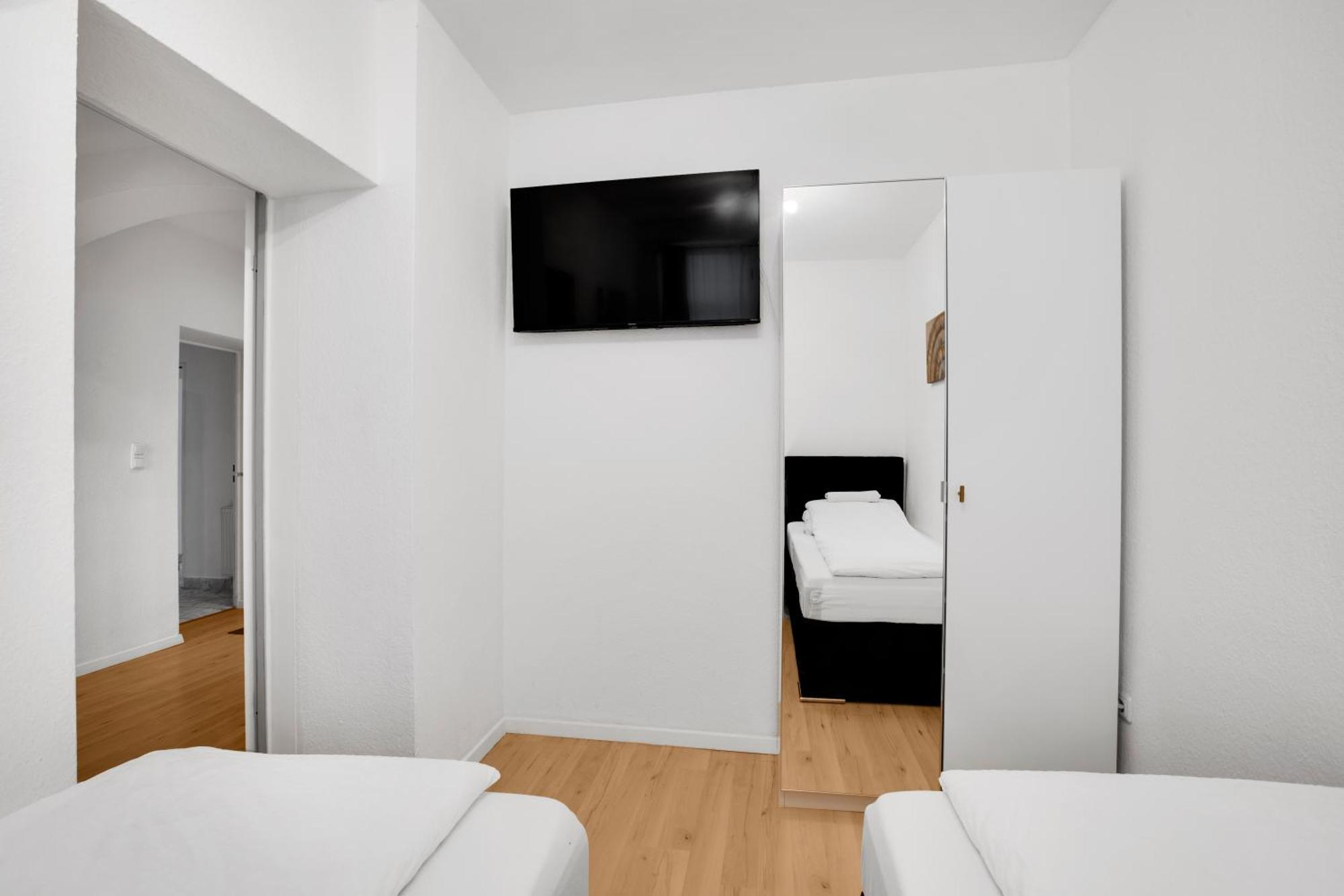 Apartment 3 Bedroom In Kreuzberg Berlin