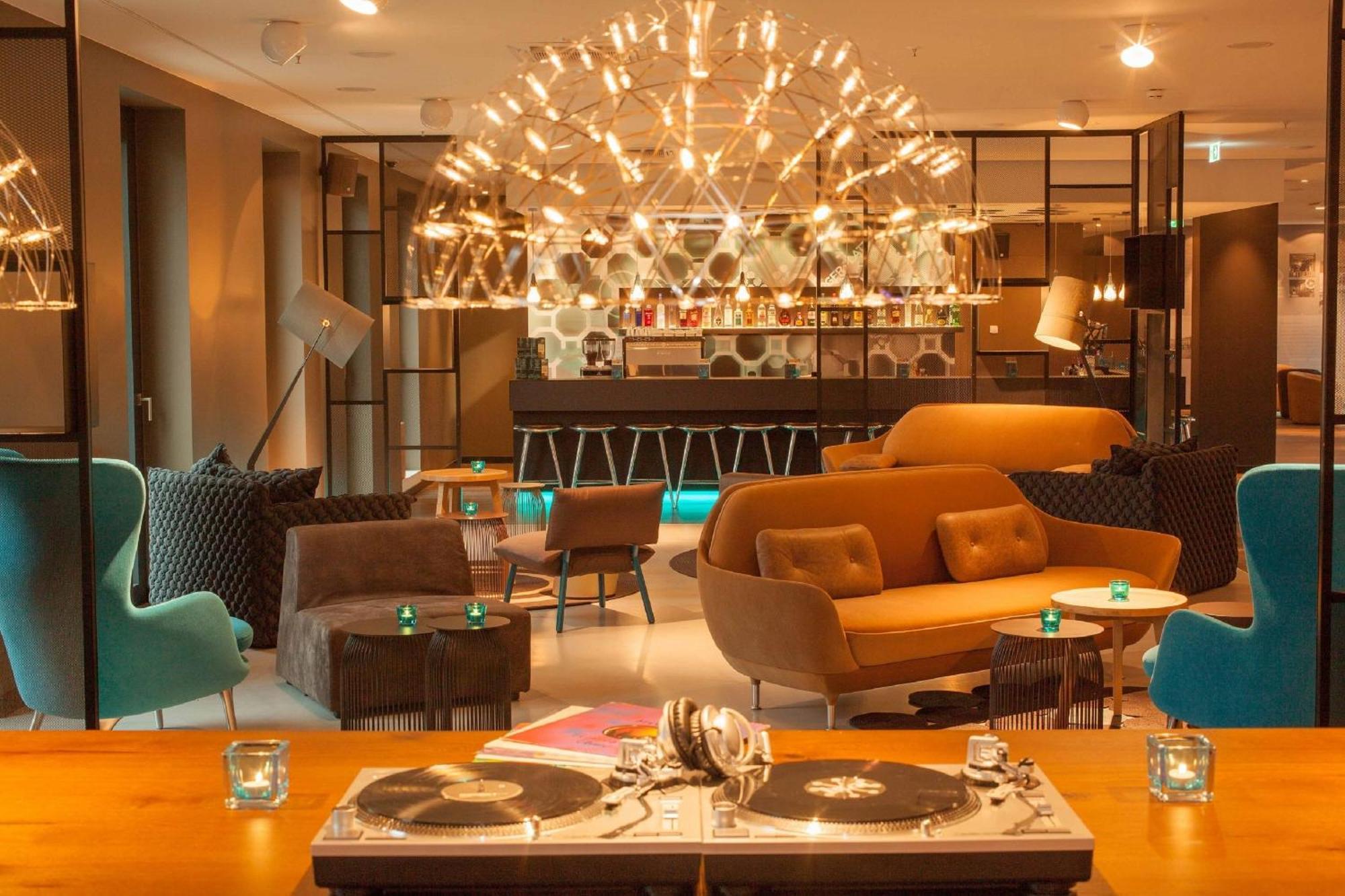 One Berlin-potsdamer Platz Hotel 3*