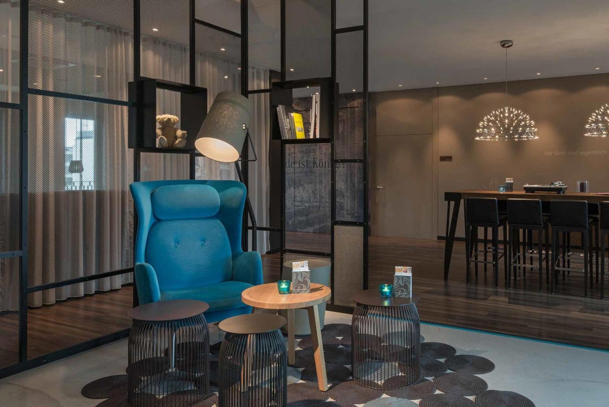 One Berlin-potsdamer Platz Hotel 3*