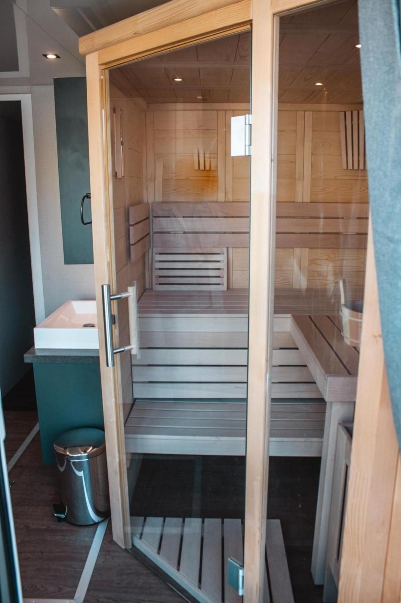 Hausboot Wannsee Botel *