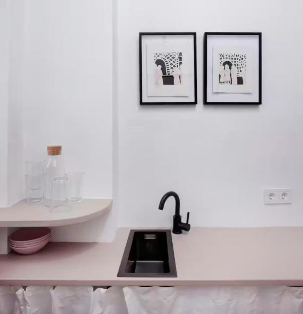 & Residencies * Berlim