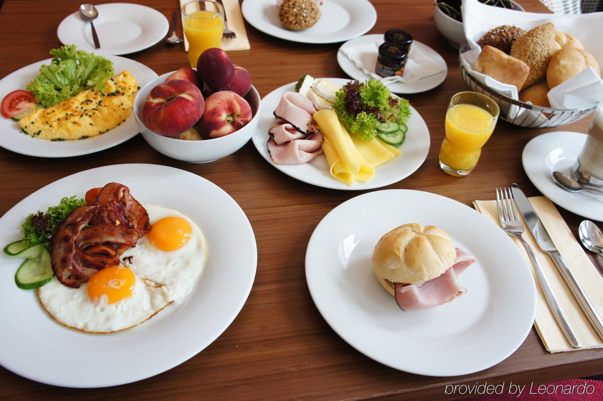 Hotel Berlin-alexanderplatz, An Ihg 4*
