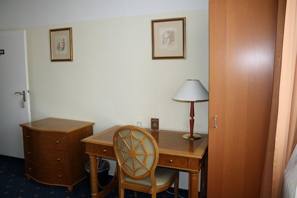 Hotel Europa City 3*