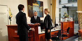 Residenz Am Deutschen Theater 3*