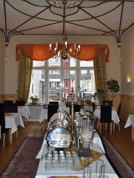 Savoy Near Kurfuerstendamm Berlin