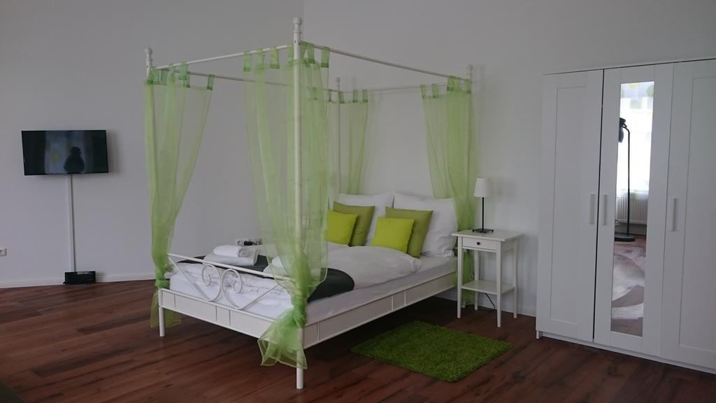 Apartment Niemetzstr 51