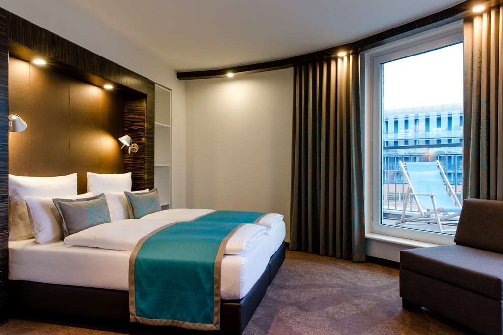 Hotel One Berlin-bellevue 3*
