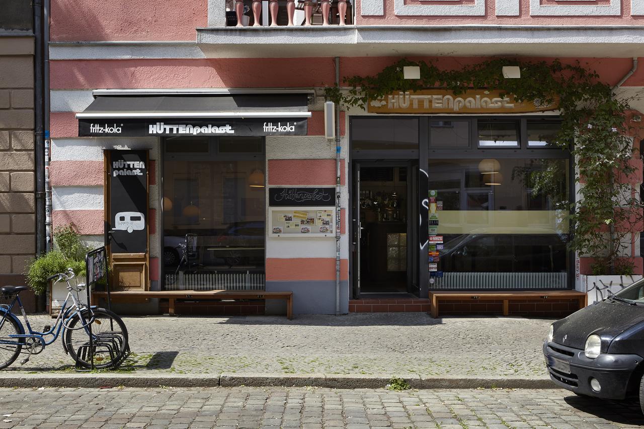 Huettenpalast Hotel