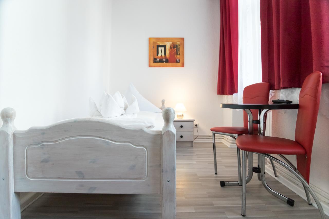 Marie Prenzlauer Berg 2*