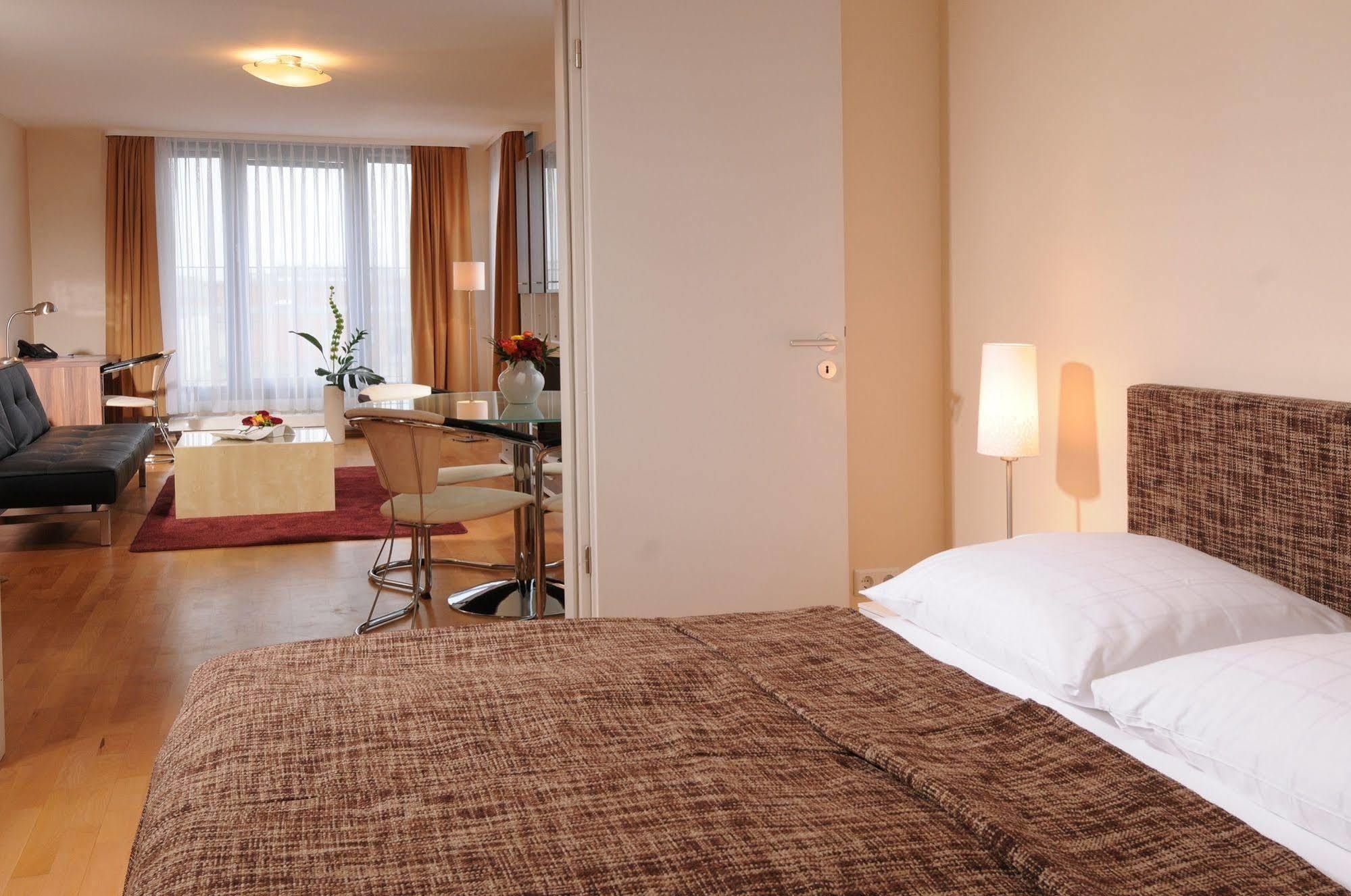 Residenz Am Deutschen Theater 3* Berlin