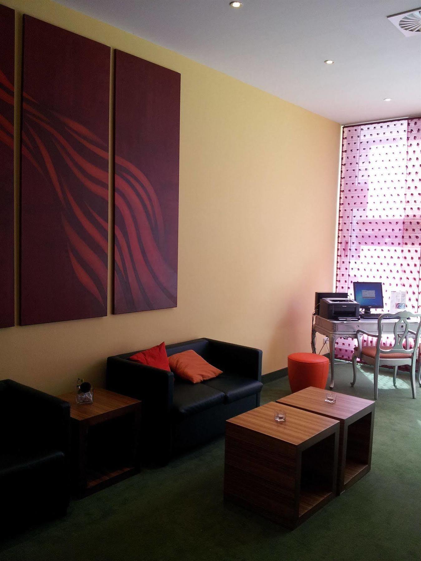 Sorat Hotel 3*