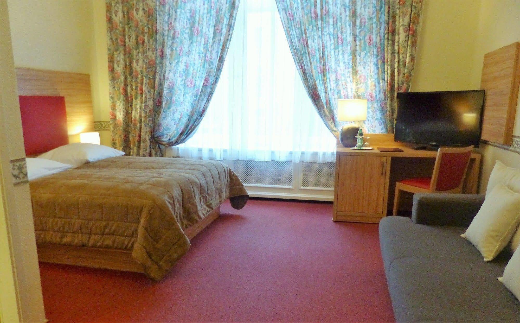 Savoy Near Kurfuerstendamm Hotel