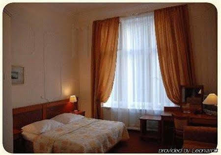 Hotel Savoy Near Kurfuerstendamm