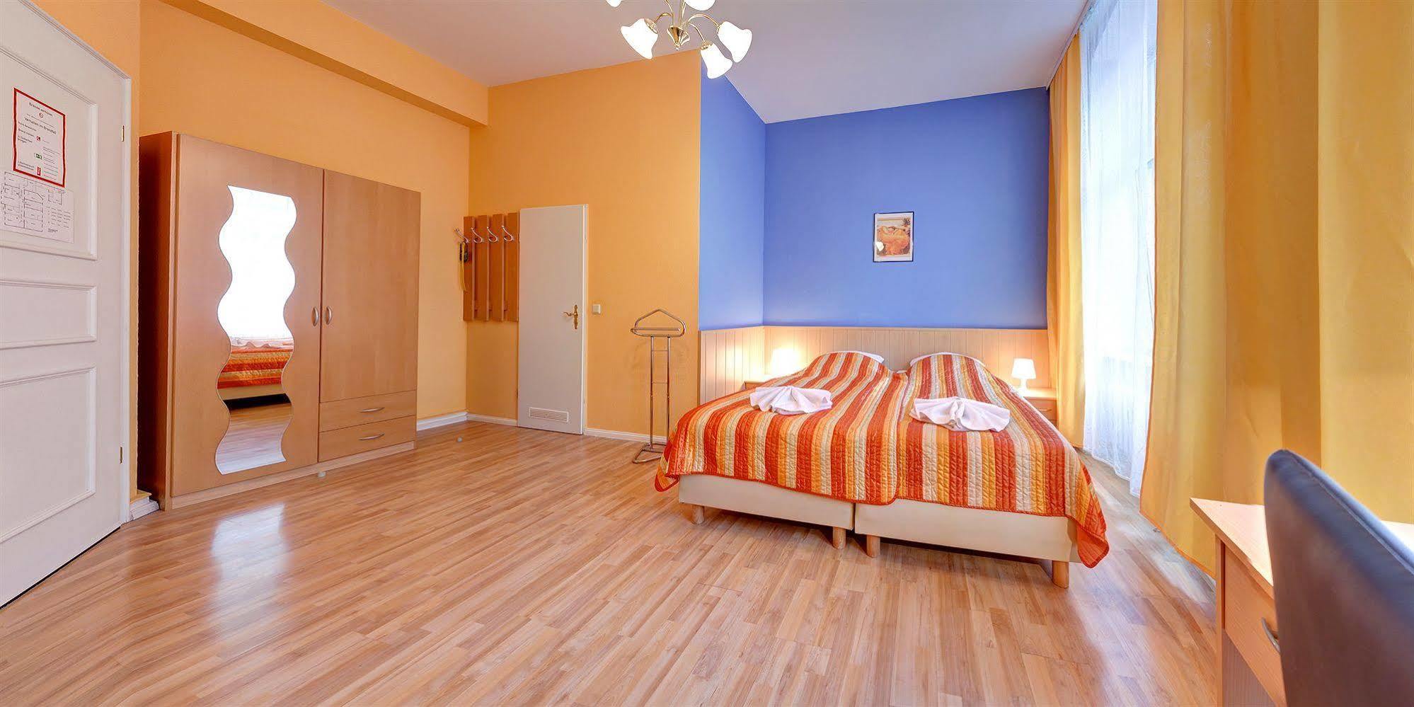 Guest house Hotel-pension Am Savignyplatz Berlin