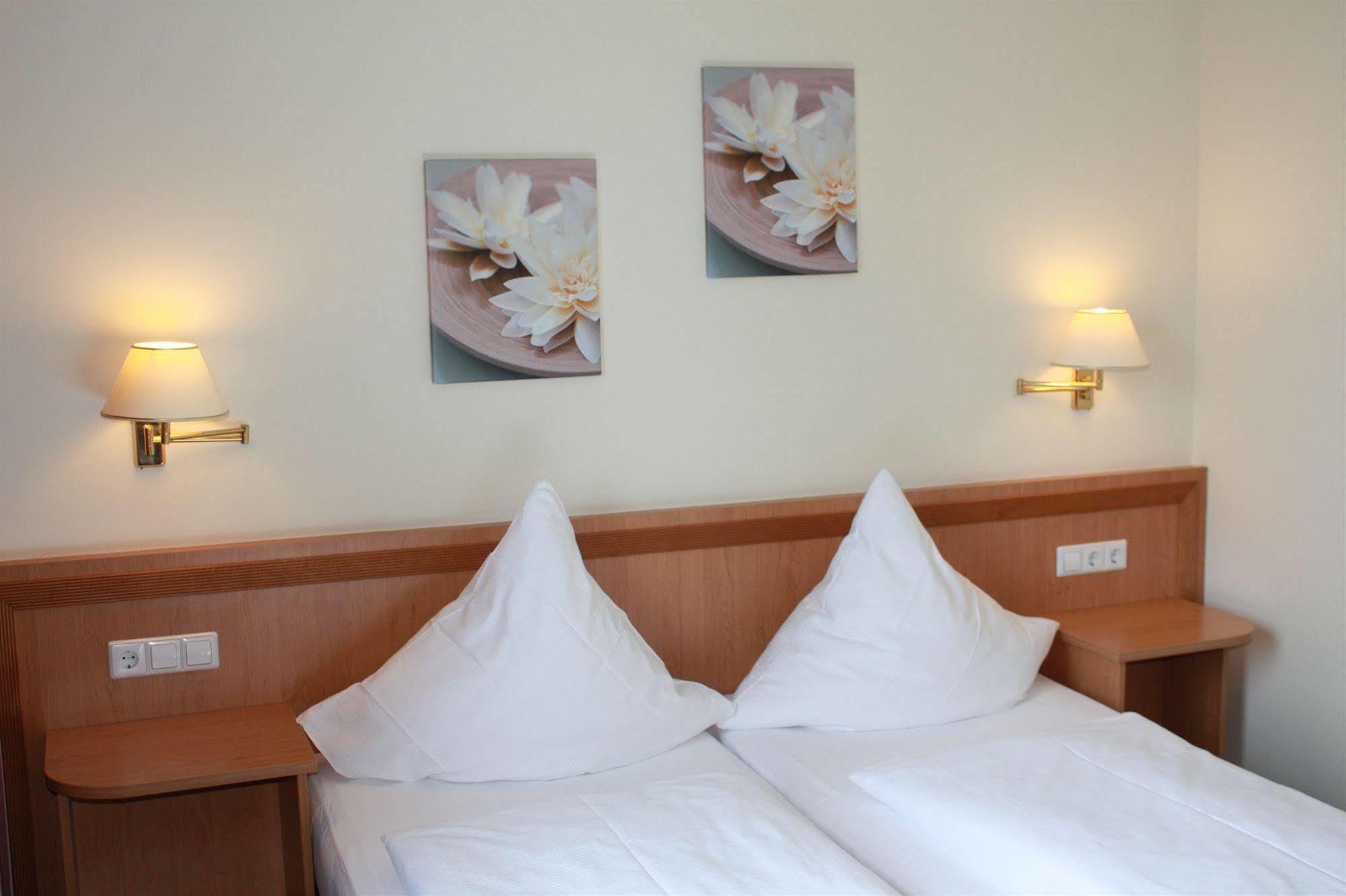 Hotel De France - Centre Francais De 3*