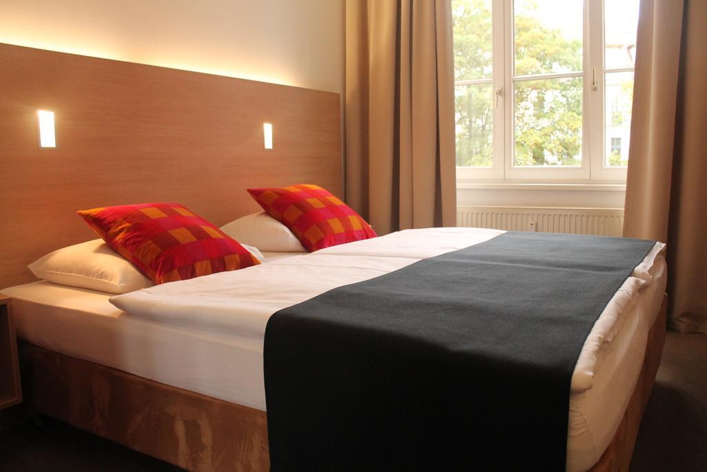 Hotel 38 3*