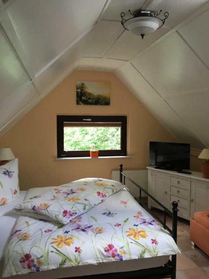 Waldblick-hutte * Berlin