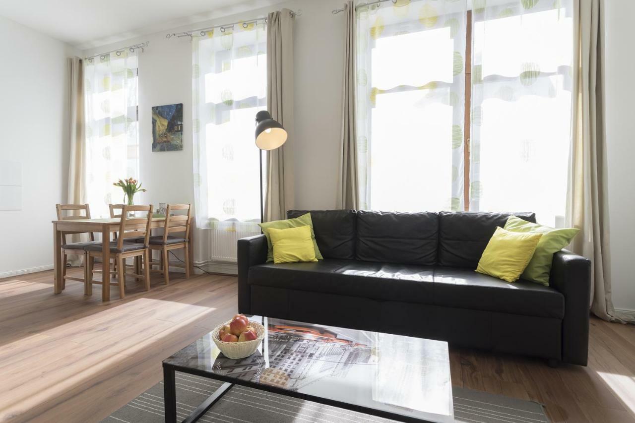 Apartment Niemetzstr 51 Berlin