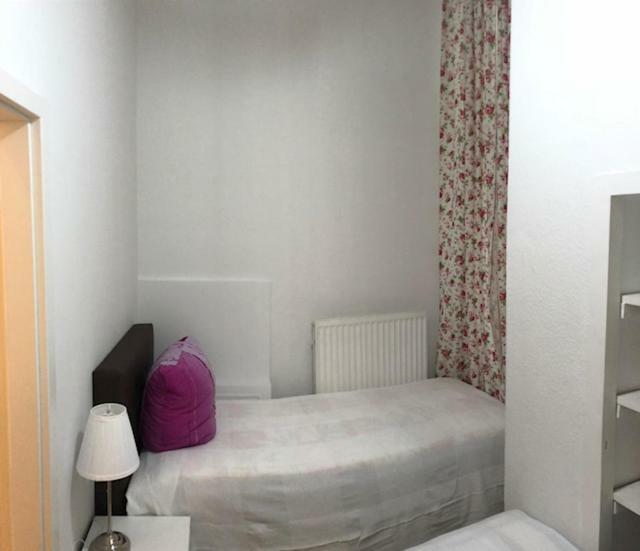 2rooms Flat/center/merto *