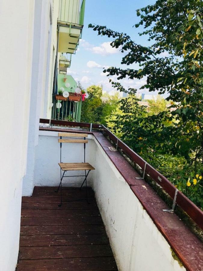 Hausburg * Berlin