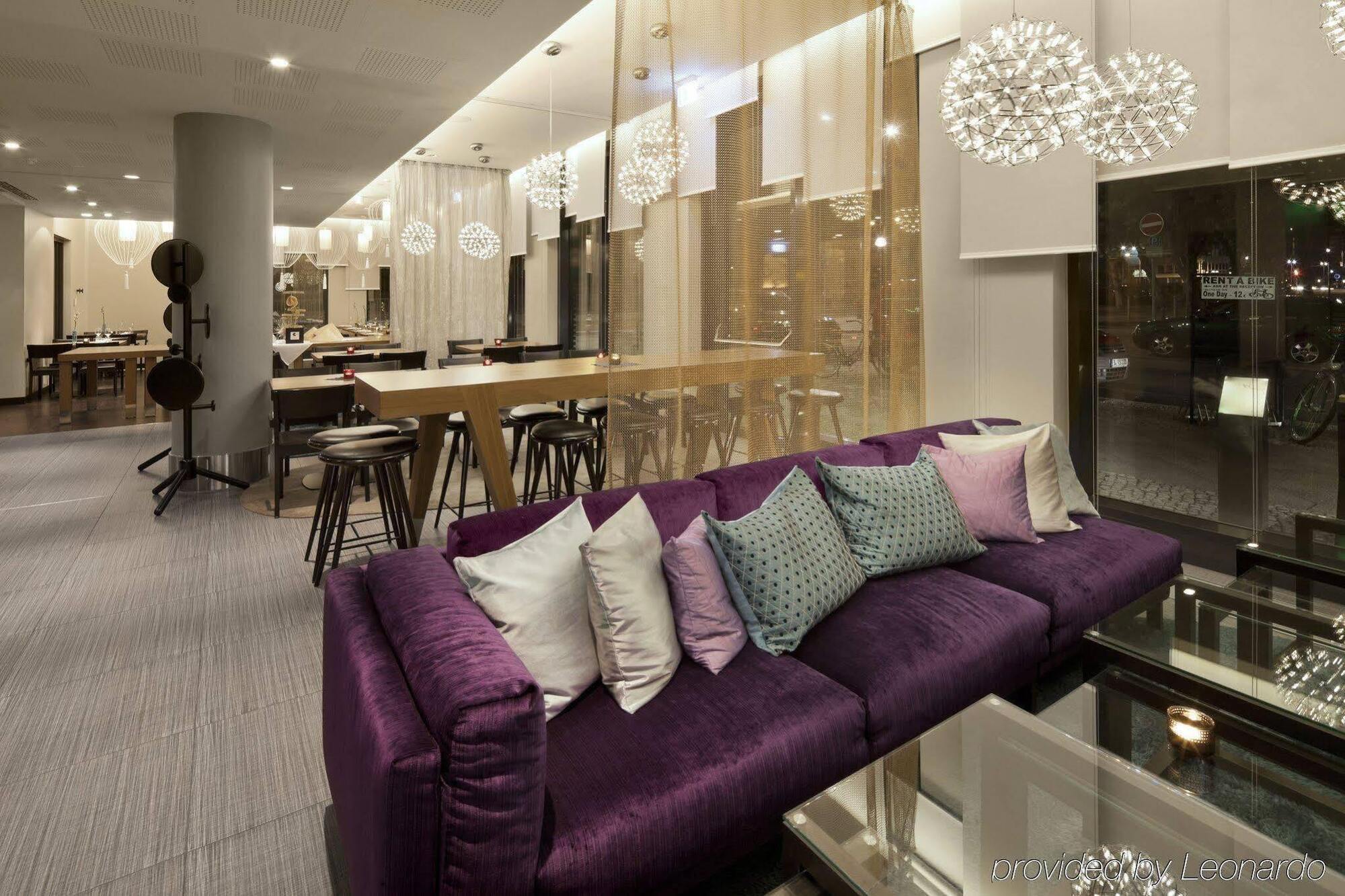 Hotel Berlin-alexanderplatz, An Ihg 4*