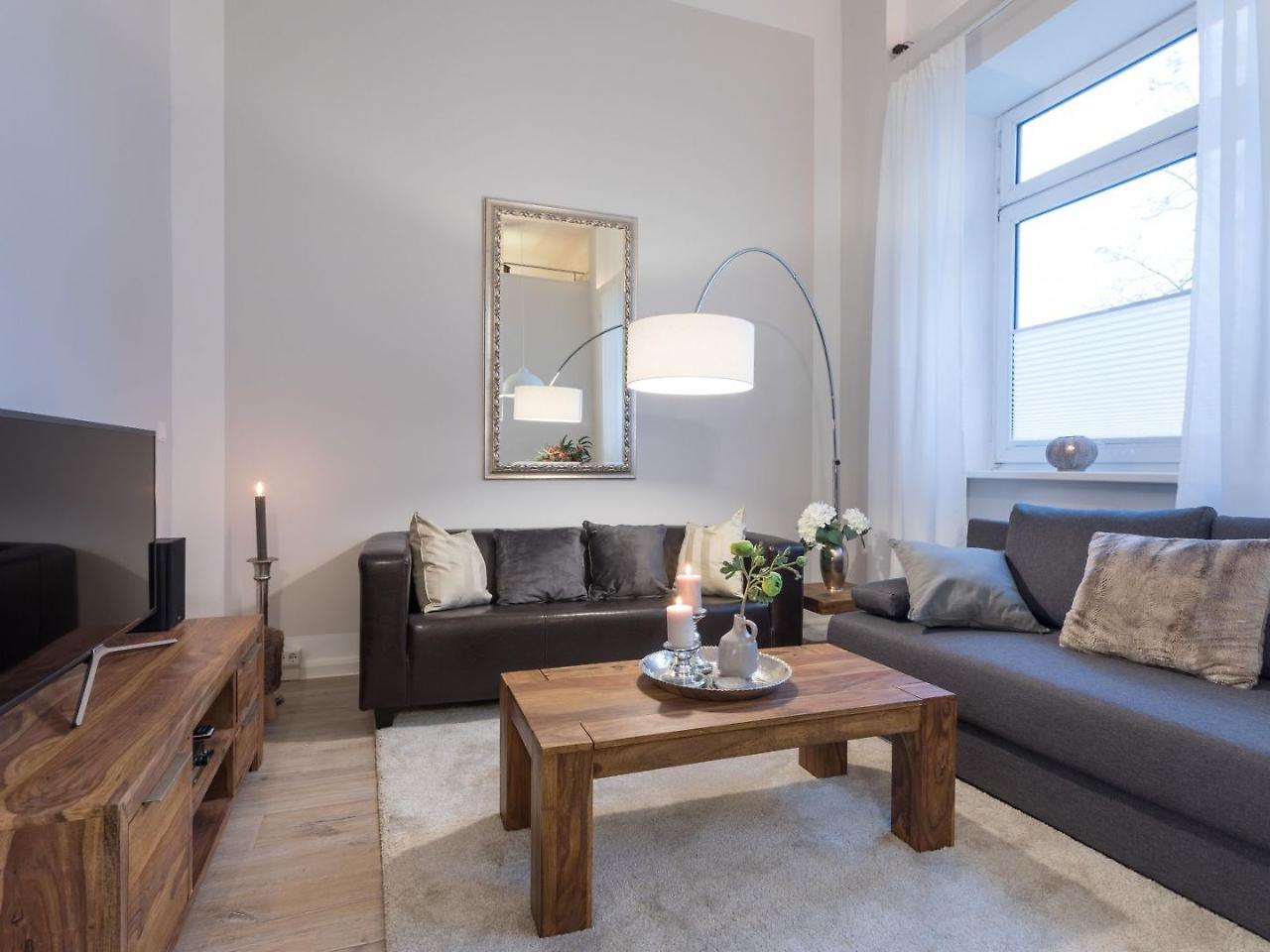 The Goethe Loft, 2 Bedroom Up To 5 People Berlim