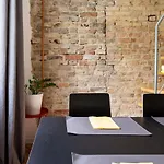 Mitte Prenzlauerberg Industrial Style Apartment