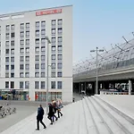 Meininger Hotel Berlin Hauptbahnhof