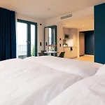Spreeblau Royal Mit Eigenem Balkon
