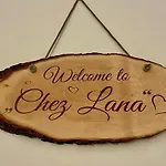 Chez Lana