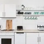 Great Central Premium 1 Bedroom Apartment In Best Area 10117 Berlin Mitte, Leipziger Strasse