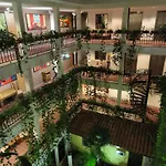 Solitaire Hotel