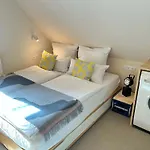 Quiet&Cozy Apartment Perfect For Groups & Families & Business Trips, Near Ber Airport
