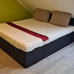 Helles Apartment In Berlin-Mariendorf