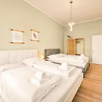 Spacious 2-Bedroom In The Heart Of Friedrichshain