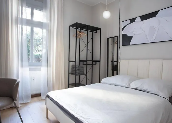 Ground Floor Studio 10 In Pberg