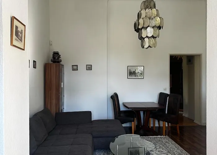 5 Mins To Kadewe N Ku\'Damm Apartment